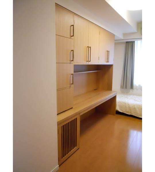 壁面収納家具