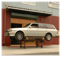 車の乗せても壊れないテーブル