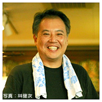 戸山顕一