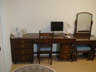 �t�B�I�V���[�Y�@���[�L���O�f�X�N